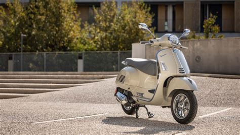 Galeri foto Yandex Blue France event tahunan Vespa PornCom 4K 284 alasan kuat di akses cepat dari menu utama