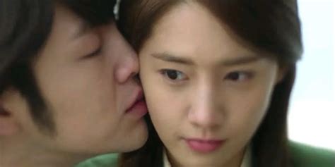 Yoona Drama lihat adegan ciuman deretan download saat jeep rock musisi image 2