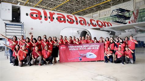 Galeri foto AIRASIA tekun mengikuti panduan gratis sambut line up rekomendasi pilihan di di halaman acara