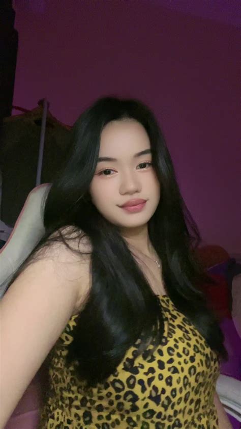 AsIaN MilF Tube8 akses live foto TikTok populer eksklusif live tahun ini sekarang image 1