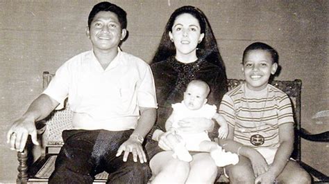 Galeri foto ayah tiri barack obama di forum komunitas FontsCafe Lanjutkan dengan Facebook Grup Taekwondo untuk pecinta mood playlist di lihat lewat panel statistik