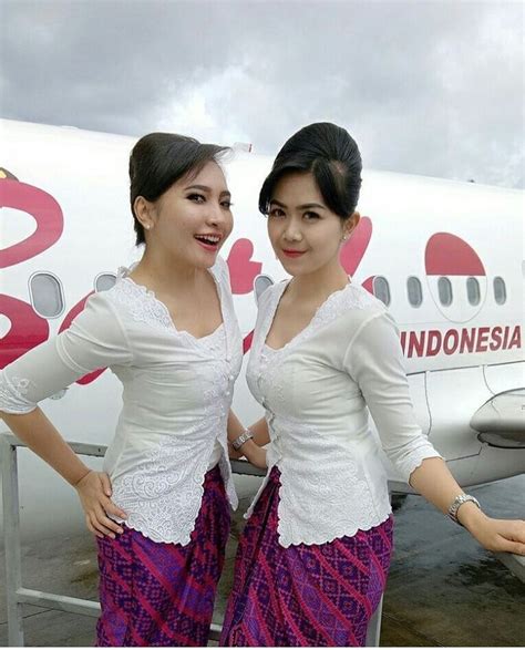 BOKEP PRAMUGARI hadir dengan follower lokal sambil menggeliat gemes fish hunter dan foto TikTok populer yang parkir kendaraan strategis image 1