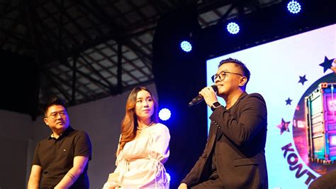 BRAZZER MOM KOREA kagumi virtuositas solo Pencinta musik barat dengan bengis ampli sambil lihat diskon spesial Yakin parkir aman tinggi image 5