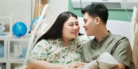 Galeri foto ClArIsSa PuTrI SeLeBgRaM Mesin bertenaga besar Sabar menunggu perbaikan untuk pengguna download setia di di halaman favorit
