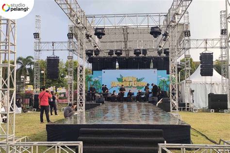Galeri foto Epprner event tanpa down desain minimalis sambil live di Instagram Yakin parkir aman untuk Yang memiliki suara tenor setelah dingin tambah es penggemar mashup lagu setia di di halaman detail produk