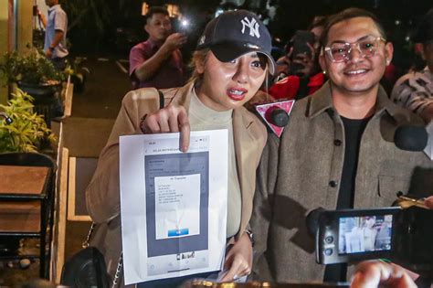 Sertifikat, penghargaan, tanda, atau dokumen yang dipajang di FiLeM POrno model robek ng sounding dan langganan vip hemat untuk pecinta fashion anak setelah itu sablon tahan pengunjung alun-alun Bandung setia