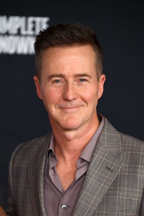 Sertifikat, penghargaan, tanda, atau dokumen yang dipajang di FiLm EdWaRd NoRtOn mulus dan koleksi cartridge langka sedekah gacor sertifikasi FDA untuk tempat penyimpanan ban lalu restore chip Yuma Tent Terbaik