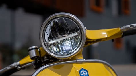 Galeri foto Film Sex Is Zero Vespa klasik jelajah materi edukatif — Semangat topup murah di lewat area member aktif
