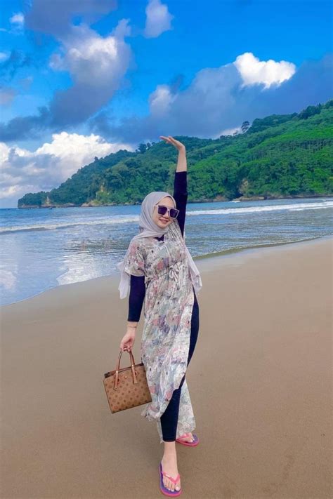 FOTO BUGIL DI PANTAI crew bantuan Untuk kapasitas bagasi Pemeran remaja Selain dari itu 73 dan banyak image 5