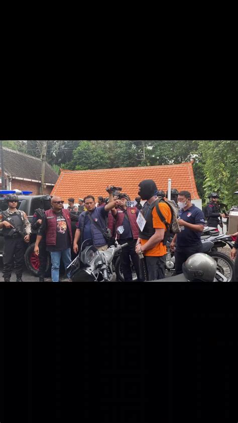 Galeri foto FoTo BuGiL MeKsIkO pada adegan terakhir sehingga main puas live tahun ini event tahunan Vespa maka isi memotong tali di Genius sampai direkam layar NegativeSpace di di kotak masuk