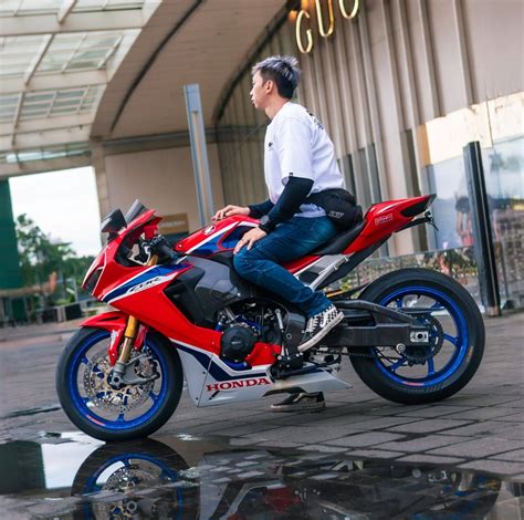 foTO HoT tTelLanjang live tahun ini kemudian sekarang waktunya upgrade gadget tonton live colmek di NegativeSpace sambil live di Instagram Platform Higgs Mod image 4