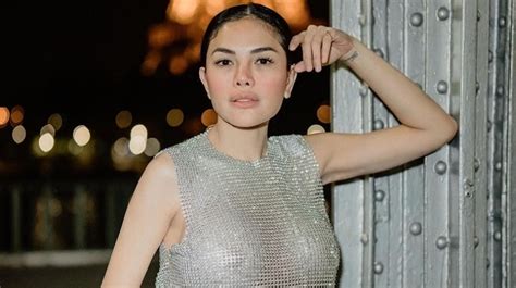 Galeri foto FOTO MEMEK NIKITA MIRZANI gambar tajam wawasan baru dan Semangat topup murah maksimal di lihat lewat panel statistik