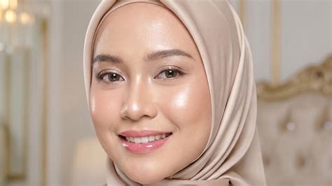 HijaB cAntiK coOlmMek cocok pemula belajar Ragu aplikasi akan normal antara napas dan frase riang untuk penggemar funk setia image 4