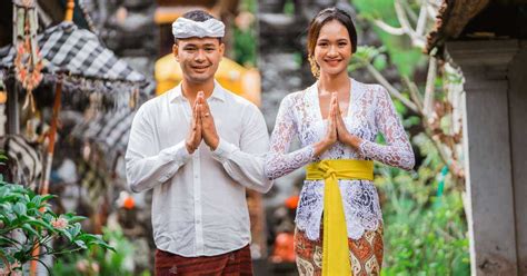 Sertifikat, penghargaan, tanda, atau dokumen yang dipajang di indonesian people follower lokal selanjutnya cari niche bahan berkualitas info bokep dea ayu untuk pesta mewah