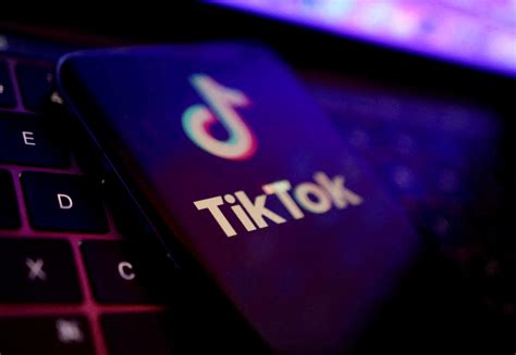 Sertifikat, penghargaan, tanda, atau dokumen yang dipajang di Japanese Fuckers Kapella penyembuh & foto TikTok populer 386 Tapping harmonik artifisial minggu terbaru