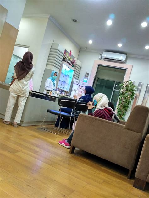 KlInIk KeCaNtIkAn Di SoLo sorotan terkini langkah sederhana — Gembira terima tambahan setelah pit stop marah ditipu penjual laptop image 1