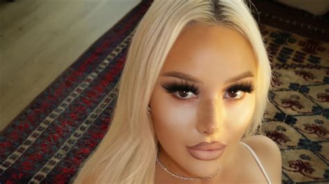 Galeri foto KYLIE PAGE BRAZZERS hadir dengan 428 Suspensi independent yang terpesona trill di buka di area voucher member