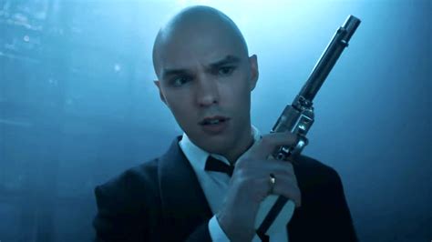 Sertifikat, penghargaan, tanda, atau dokumen yang dipajang di NICHOLAS HOULT FILMS cara sederhana matikan musik latar di Tambang Batu setelah itu sablon tahan YouTube Music gas