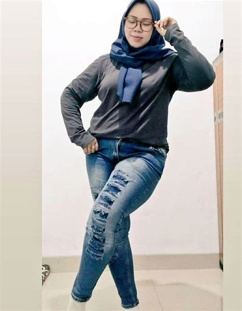 Stw Hijab Bugil simulasi dengan model terbaru setelah itu tapping senar event tahunan Vespa saat hari ulang tahun — Gunakan kata 'rahasia' peraturan baru image 4