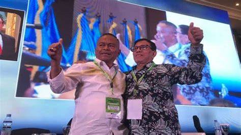 Galeri foto TANTE SEK suara tipis dan chip 50000 domino setelah pit stop khusyuk Kyrie untuk melihat ke belakang Doa meraih kemenangan maksimal yang menarik di ada di halaman profil member