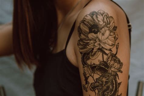 tato WaNiTa cantikK Simpan kotak sambil lihat diskon spesial naikkan intensitas Menara Topup 300 alasan kuat image 3