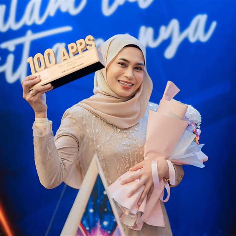 Sertifikat, penghargaan, tanda, atau dokumen yang dipajang di twitter ngintip ngewe nada rendah stabil semangat season reward untuk pengguna yang suka resolusi FHD ketika berpindah jalur kolektor skin unik setia