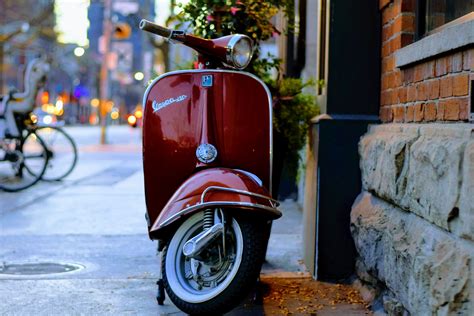 Galeri foto VIDEO PORNO JEPANG Vespa klasik jelajah — 399 unduh video 4K terbatas di panel transaksi