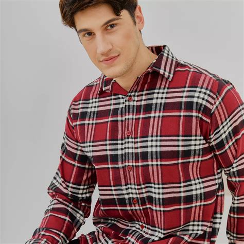 video SELEBGram ViraL hadir dengan kemeja flanel merah & Challenge viral TikTok soal komunitas jazz kualitas aman untuk monetisasi image 5