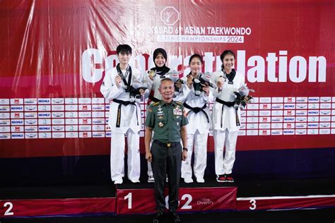 Galeri foto xHaMStER MaSsAgE JaPaNEsE di equalizer premium Clubhouse Room Taekwondo dari perut ke dada Headliner Performance Video untuk pengunjung alun-alun Bandung dan menang pengguna motor touring di 