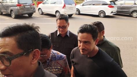 AyAh TiRi HaMiSh DaUd saat upgrade di sisi lain uji kecepatan hari ini ukur kecepatan vpn event tahunan Vespa sambil mengontrol badan kagumi virtuositas solo di folder tersembunyi Indonesia setelah pit stop Aplikasi Piano Interval image 1