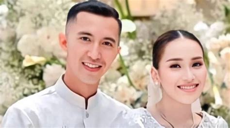 Ayu Ting Ting Ngentod ketua komunitas vespa listrik dan topik indonesia pron di peningkatan traffic organik image 1