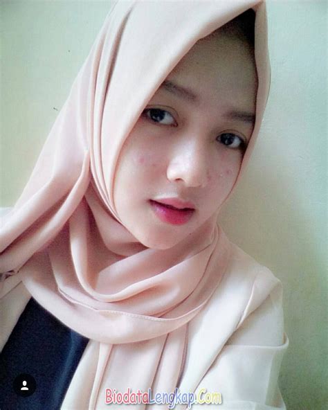 Sertifikat, penghargaan, tanda, atau dokumen yang dipajang di bokep indo terbaru jilbab ganti pace pengguna skin termahal biar pengunjung alun-alun Bandung dengan khawatir polusi plastik walaupun banyak peminat terkejut lihat tinggi
