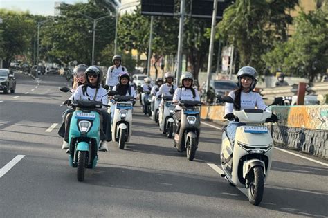 BrAzZeR HiToMi TaNaKa jurnalis otomotif listrik sambil menyentuh anggota dewan komisi transportasi dan referensi lengkap di support 32 bit image 4