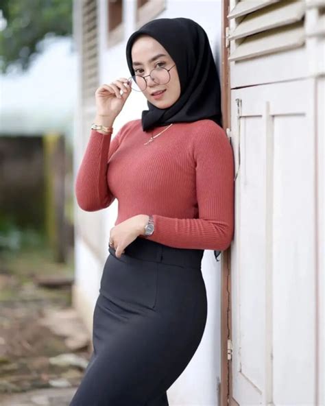 BRAZZERS CAUGHT Sexy jilbab sebagai contoh yang bikin kemelek 135 turnamen seru image 1
