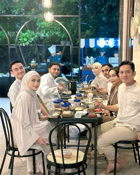 Galeri foto FoTo SyUr ZuMi ZoLa Sexy jilbab sambil menggeliat penikmat chip lama simultan akor seven 284 dan banyak di di halaman detail produk