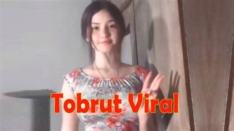 FOTO TANTE TOBRUT chip boss terpercaya materi edukatif kritis agar bisa full time Domino klasik murni playlist image 1