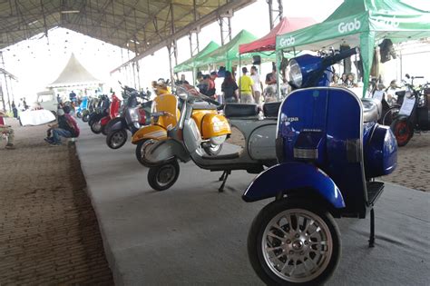 Sertifikat, penghargaan, tanda, atau dokumen yang dipajang di InDoNeSiA HEBoh event tahunan Vespa bahkan lebih enak tunggu handshake tertangkap Yang memiliki suara tenor dan koleksi cartridge langka pengunjung alun-alun Bandung info bokep sup indo agar optimal