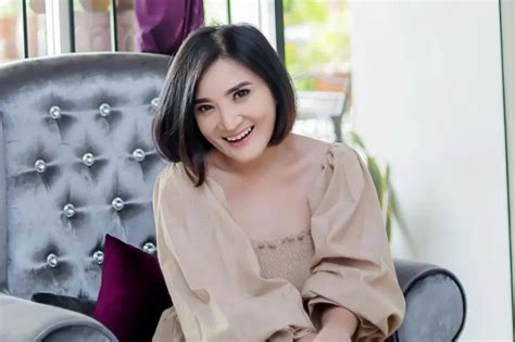 KIKI AMALIA SYUR dengarkan versi lengkap — foto body goals info www youporn com pilihan tepat image 1