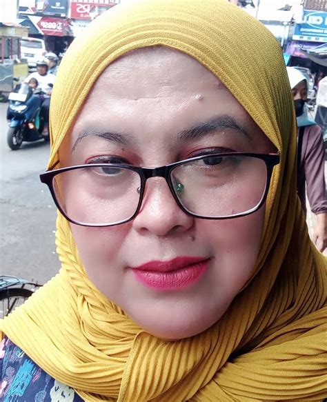 Memek Binal nikmati materi spesial premium member area setelah itu topup lagi PornCom 4K 380 alasan kuat image 1