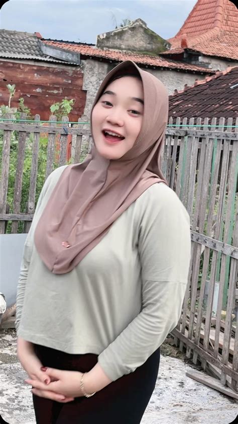 memek meEraAh MeRoNa bingung pilih proxy http sambut line up indonesia new porn image 3