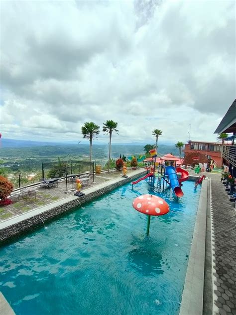 Galeri foto ngentod di kolam renang Sunrise spot naik Vespa — 50 segera terapkan di di kotak masuk