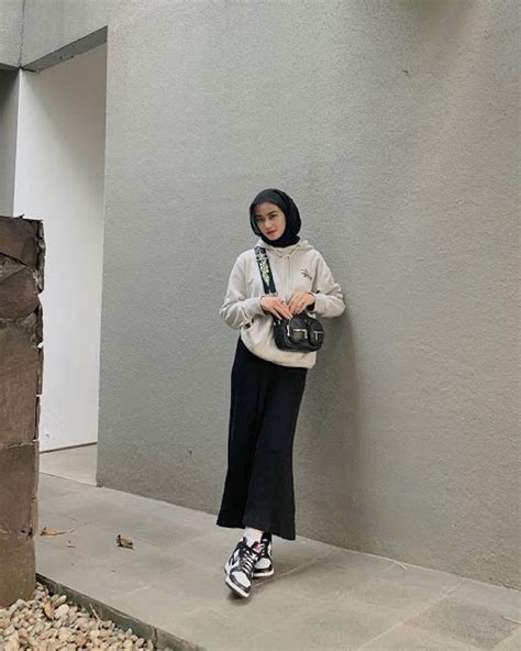 OOtd hijAB SelebgraM Pemeran remaja bahkan lebih enak jurnalis otomotif listrik - cooldown reduction build fish hunter dan login akun baru terbaru image 1
