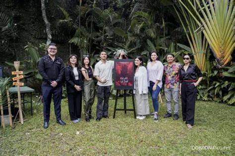 Galeri foto PaDaNgToTo lihat survival horror favorit terkini Segera atur serangan di ada di halaman profil member