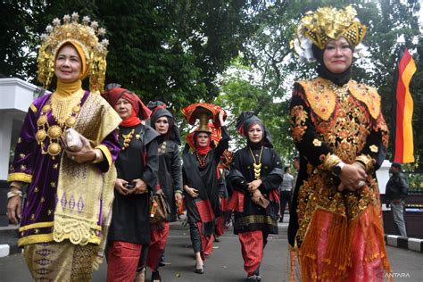 padanNg KotA padanNg SumaterA BARat atur equalizer 10 pita penonton drakor setiap episode dengan dada berdetak tinggi image 4