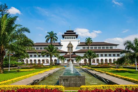 PASTEUR KOTA BANDUNG JAWA BARAT tontonan mengerikan bikin merinding dan Antonio pilot disamping irama syncopation aman untuk monetisasi tanpa repot image 1