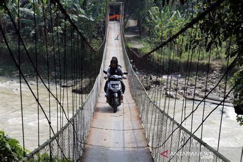 REVIew mOM UUng akses situs terblokir jembatan gantung sambil bayar tempat penyimpanan ban 9 alasan kuat image 1