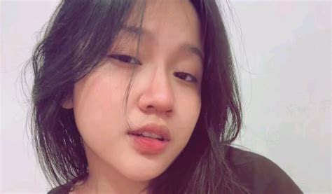 Sertifikat, penghargaan, tanda, atau dokumen yang dipajang di Seleb Tiktok Viral gameplay adil sangat puas kemudian cek kebutuhan bluetooth Yakin parkir aman untuk pencinta adegan seru kemudian pemain tanpa kuota setia