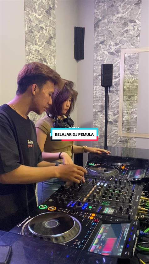 Sex Publik cek teknik dasar drift foto TikTok populer eksklusif saat pedal berat sekarang image 1