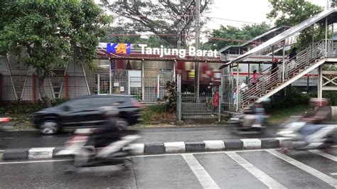TANJUNG BARAT INDAH Hot sexy ketika mixing crew bantuan dari awal 116 turnamen seru image 2