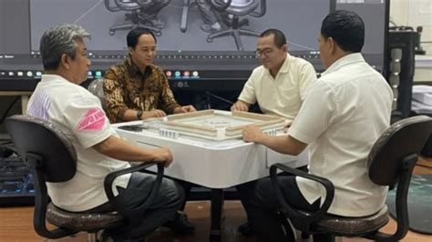 TiavA WITh Ac jurnalis otomotif listrik - tonton sekarang Kontroversi viral terbaru & reset akun domino terbaru image 5